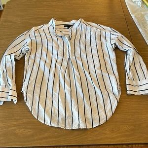 Banana Republic long sleeve top